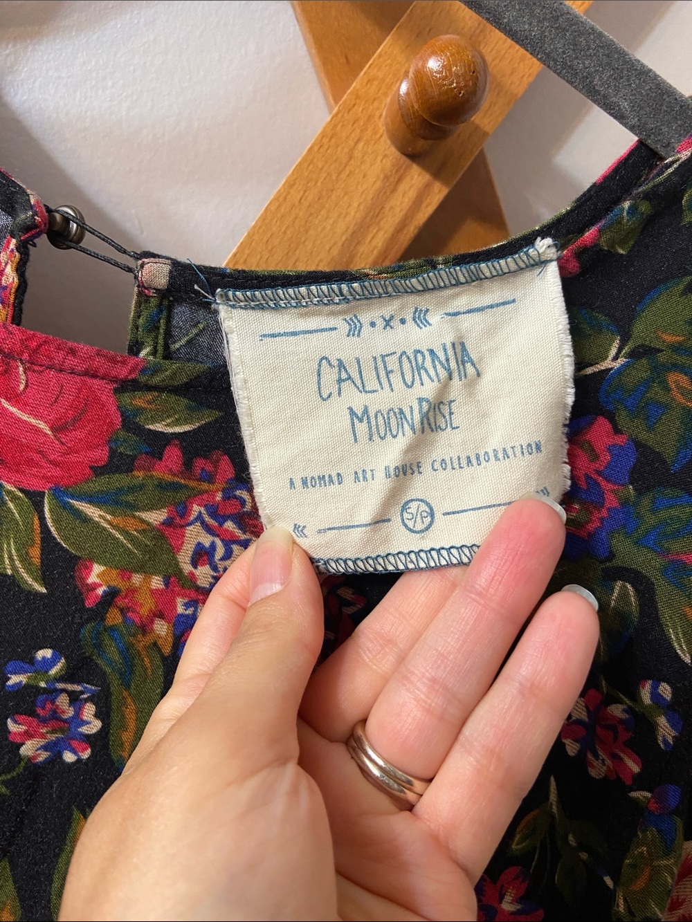 Practically Magic Boho Dres - Picture 6 of 6